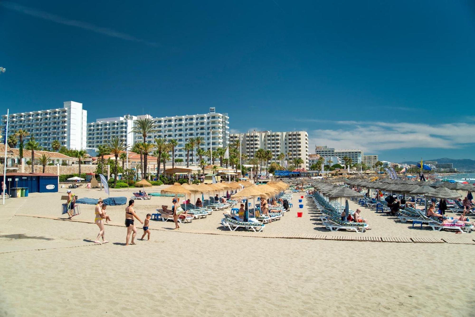 Urb Pueblo Del Parque, Luxury 2 Bedroom Apartment. Fantastic Central Location. Benalmádena Exterior photo