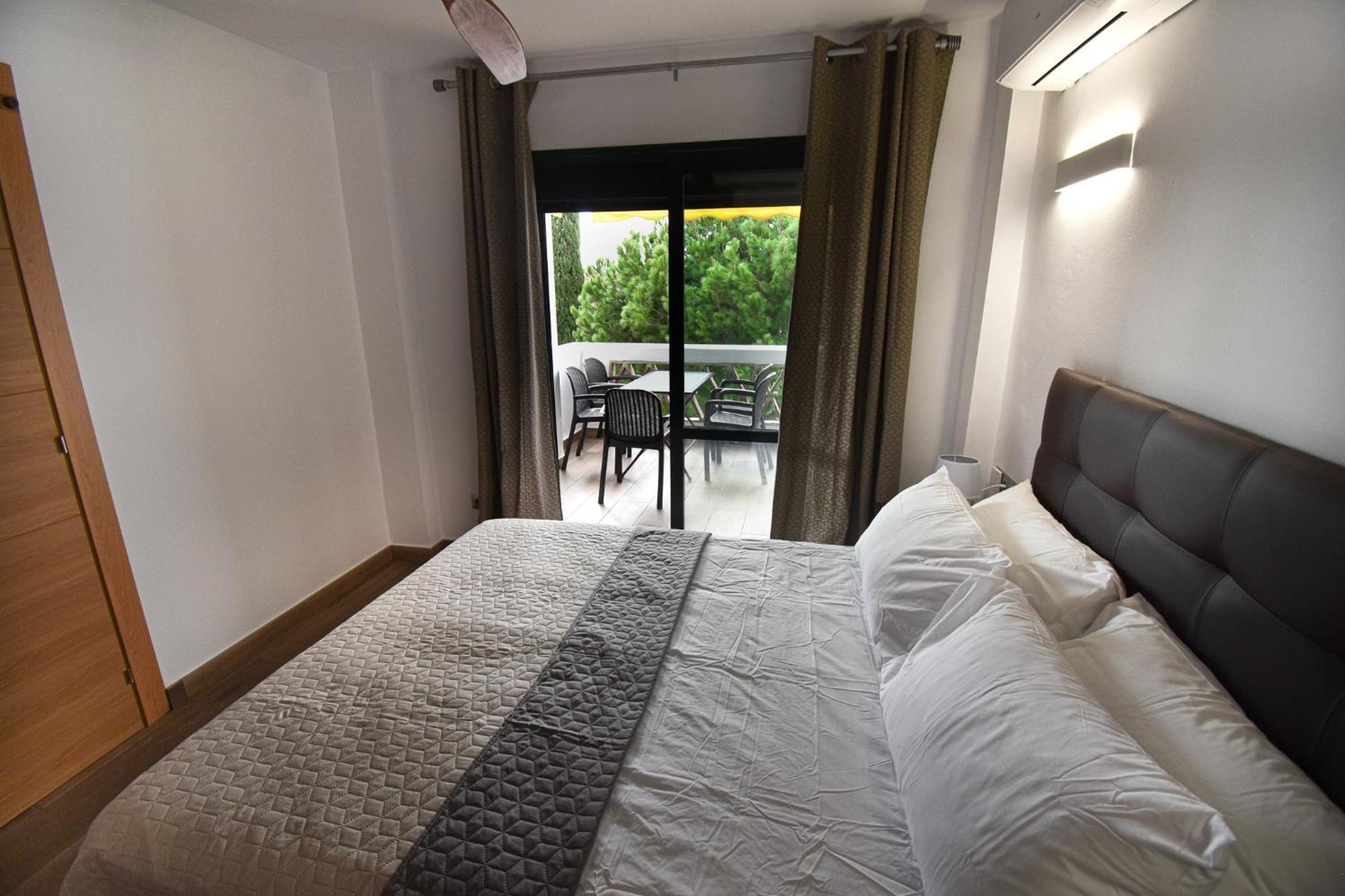 Urb Pueblo Del Parque, Luxury 2 Bedroom Apartment. Fantastic Central Location. Benalmádena Exterior photo