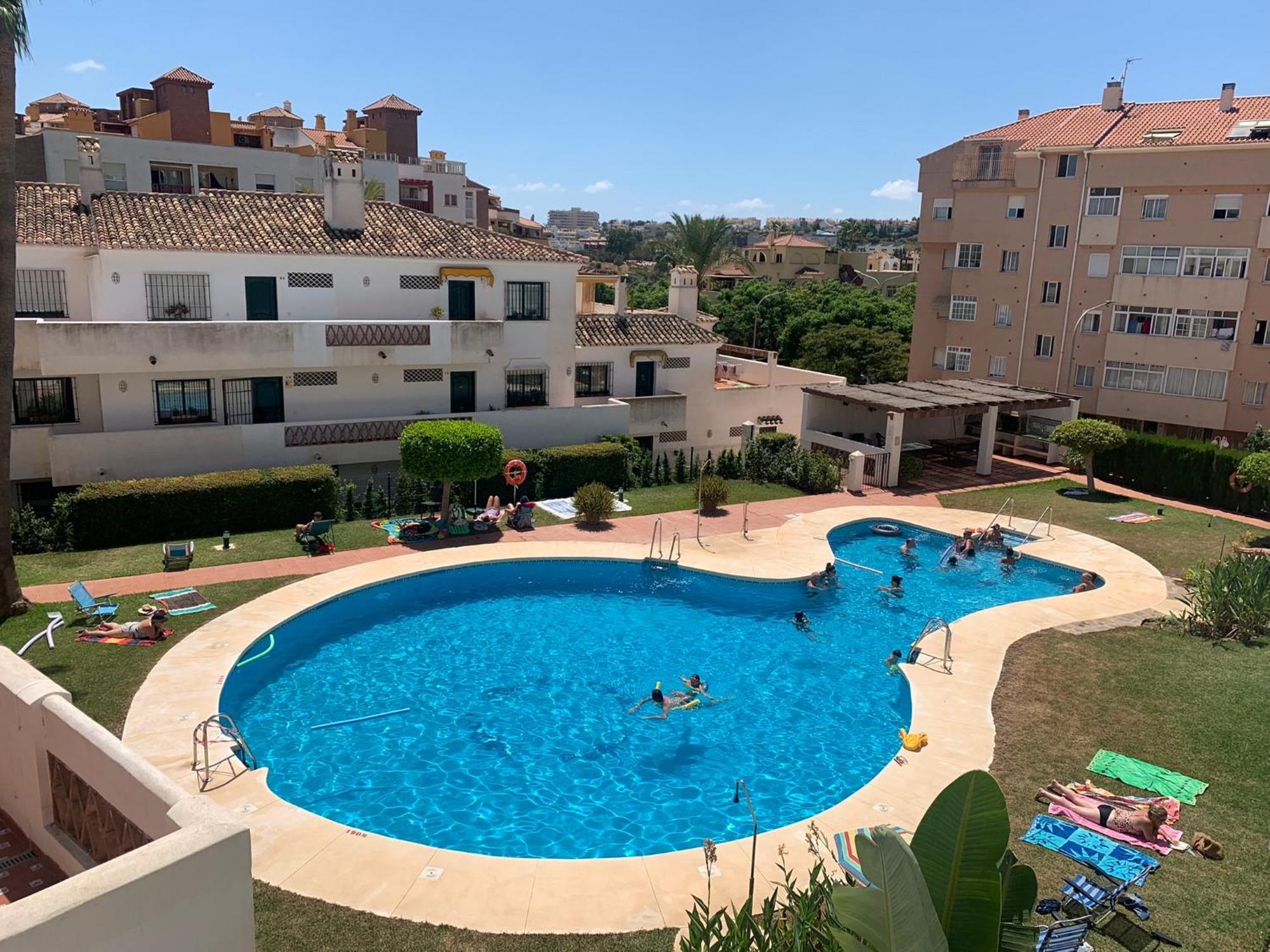 Urb Pueblo Del Parque, Luxury 2 Bedroom Apartment. Fantastic Central Location. Benalmádena Exterior photo